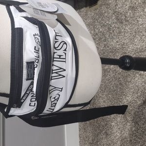 Robin Ruth, Key West fanny pack, white and black